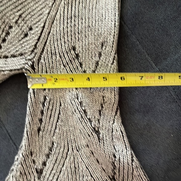 BCBG max Azria, tulip shaped super soft comfortable knit dress, brown, size S - Picture 6 of 10